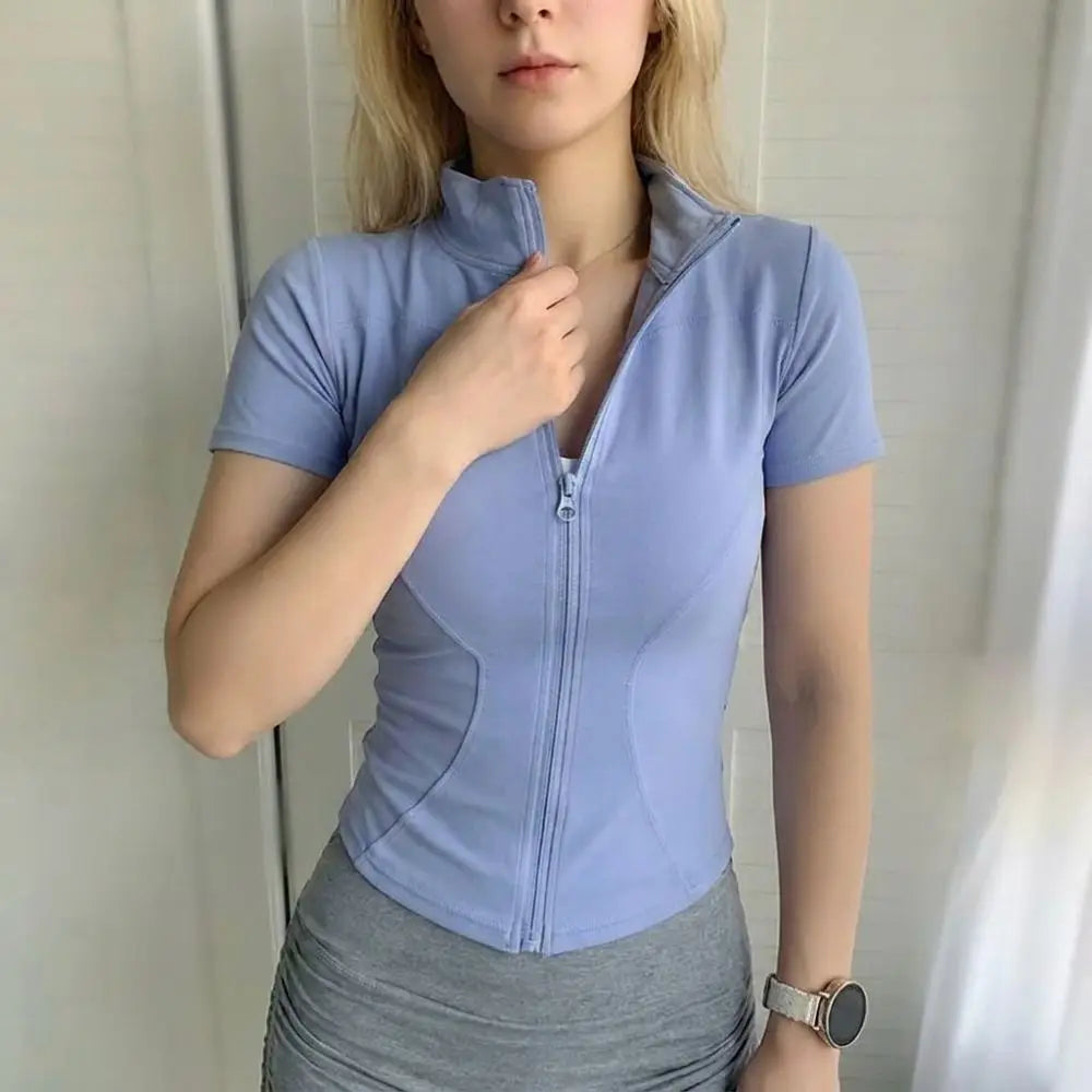 Elevate Your Workout: Slim Fit Lightweight Zip Front Women's Sports Top - Perfect for Yoga & Running this Summer!