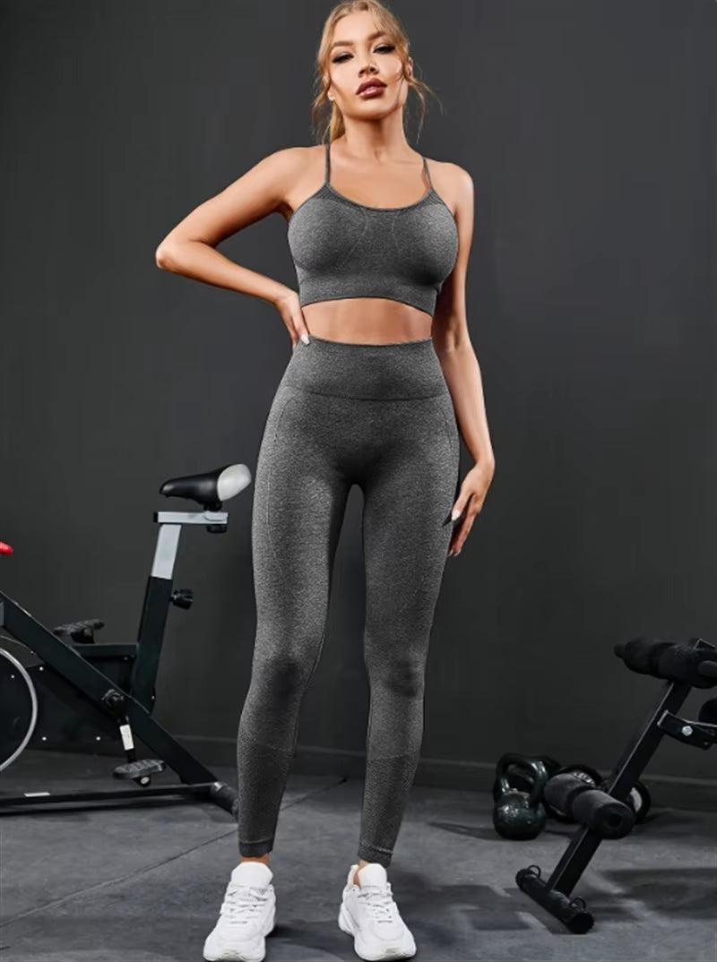 Elevate Your Workout: 2-Piece Seamless Women's Yoga Tracksuit with High Waist Leggings