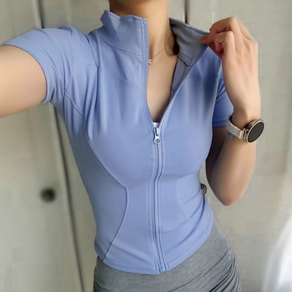 Elevate Your Workout: Slim Fit Lightweight Zip Front Women's Sports Top - Perfect for Yoga & Running this Summer!