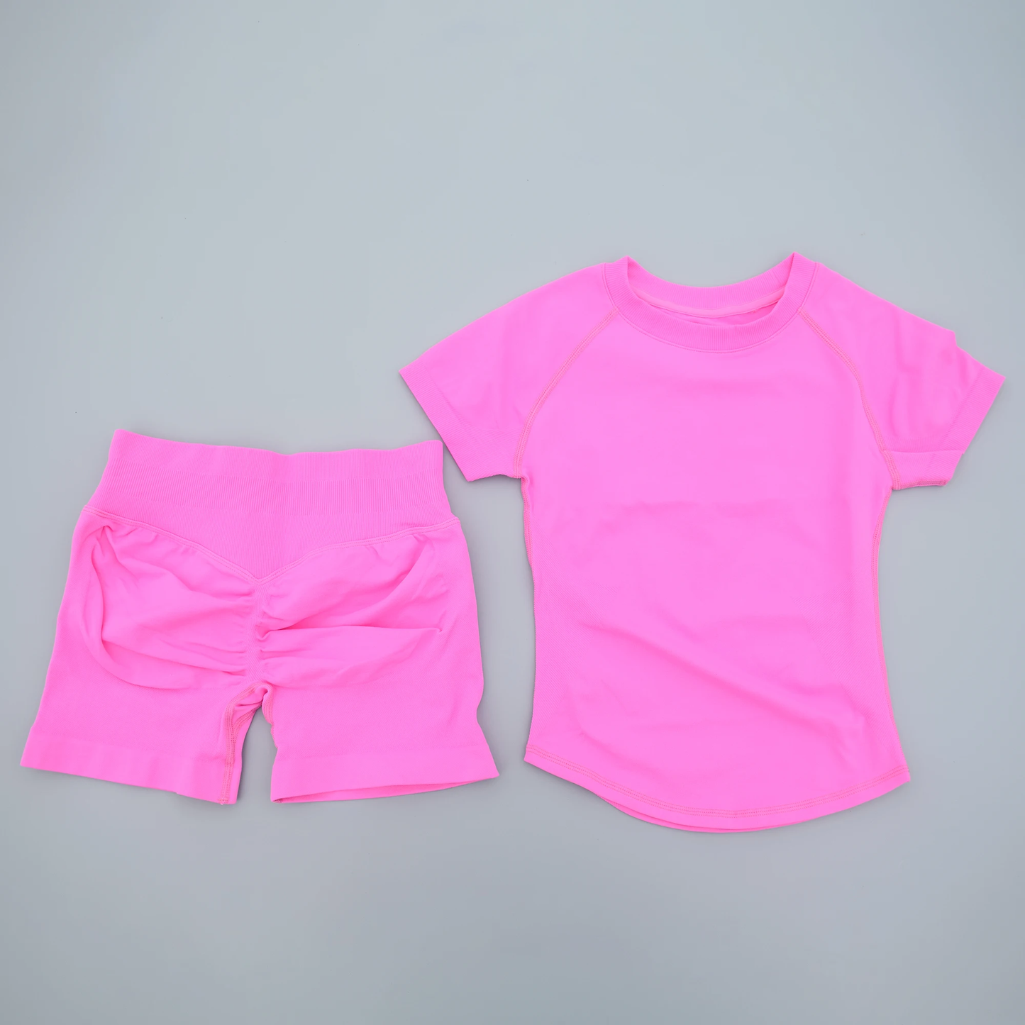 Seamless 2-Piece Women's Sports Gym Set - Short Sleeve Yoga & Running Leggings Suit